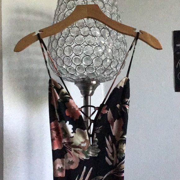 Flower Dress - Picture 2 of 5